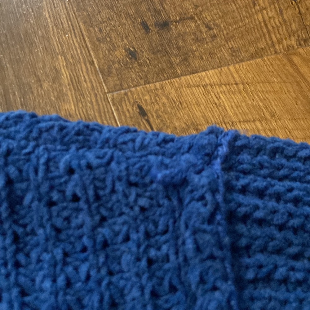 Sweater - Picture 7 of 8